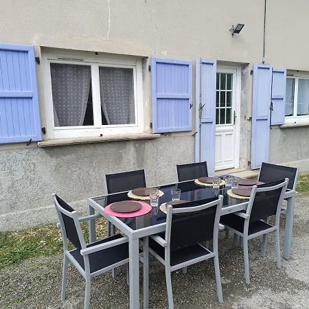 Casa de Férias Maison Aux Pieds Des Sources De La Drôme