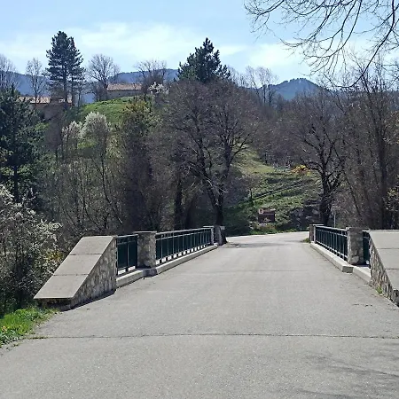 Casa de Férias Maison Aux Pieds Des Sources De La Drôme